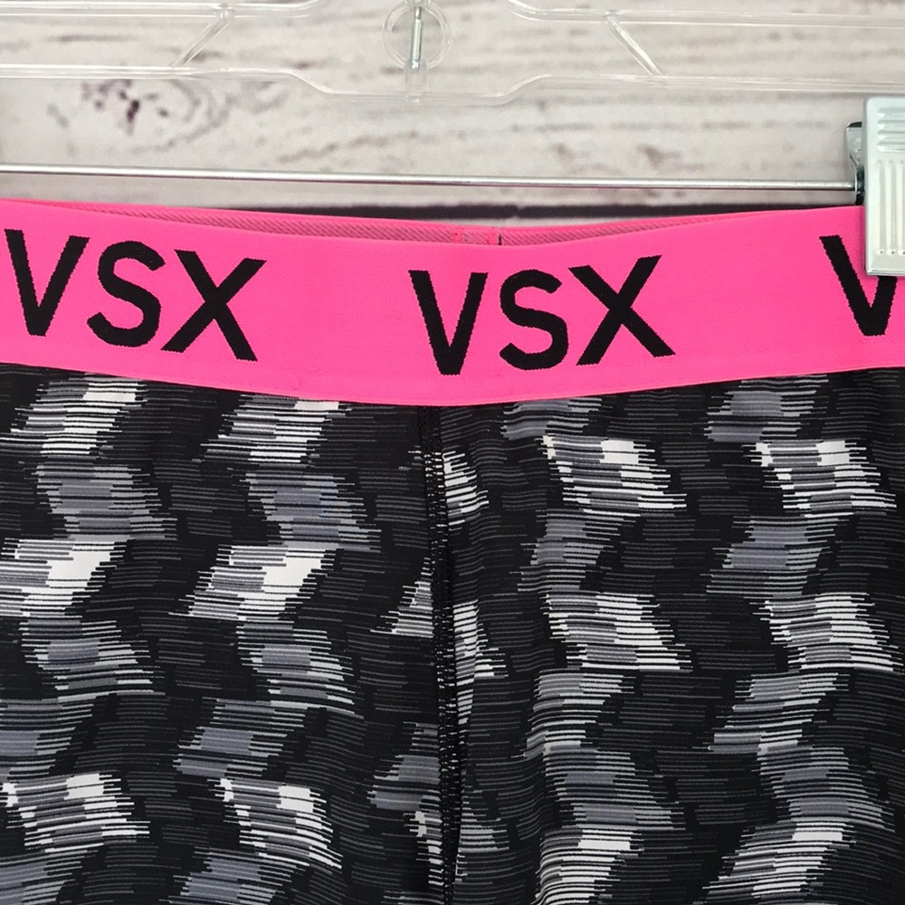 VICTORIA’S SECRET VSX Player Shorts & Sports Bra Set Black White Pink - Picture 10 of 14